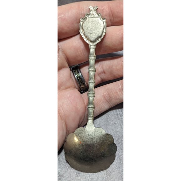 Vintage Collectible Shamu Spoon - Picture 2 of 2